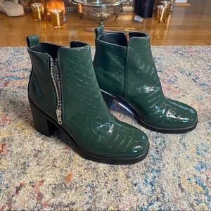 Topshop ‘Bridie’ green booties